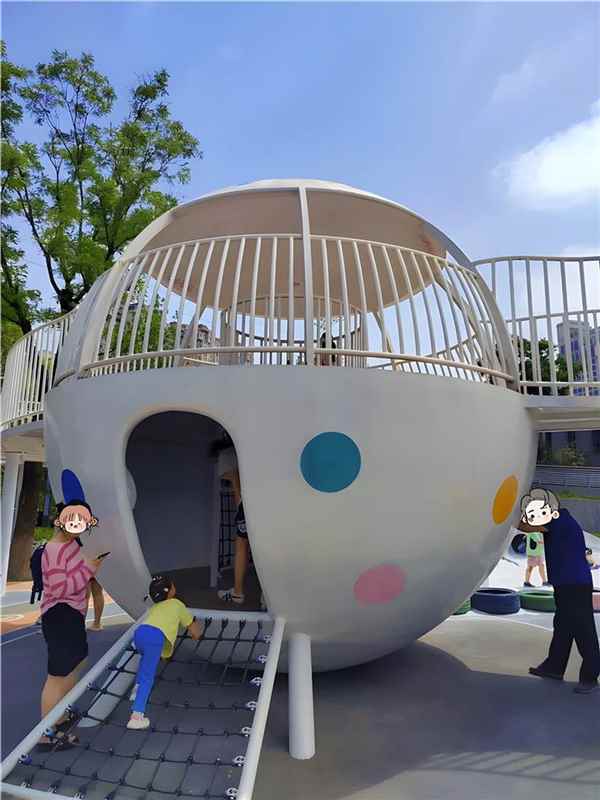 Produktionsreferenz fuer kommerziellen Spielplatz